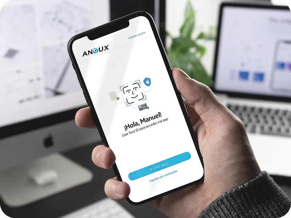 La app de ANDUX en uso: acceso con Face ID desde el celular